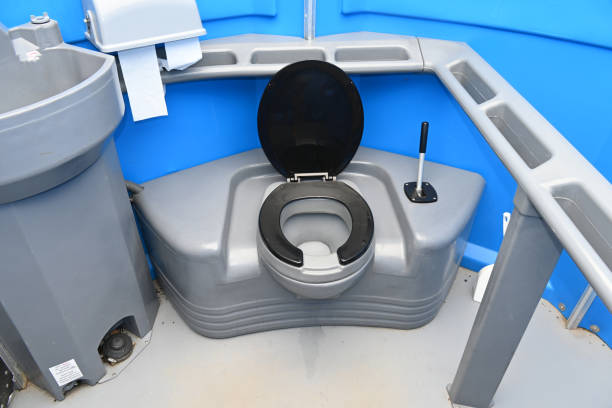 Best Porta potty rental near me  in Kirby, TX